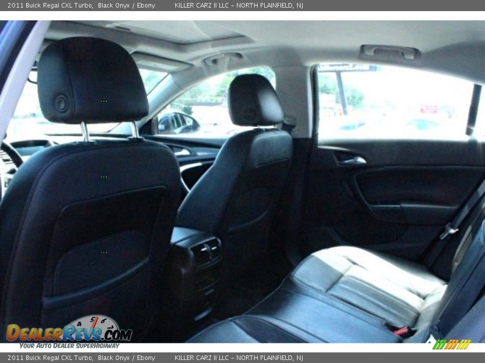 2011 Buick Regal CXL Turbo Black Onyx / Ebony Photo #18
