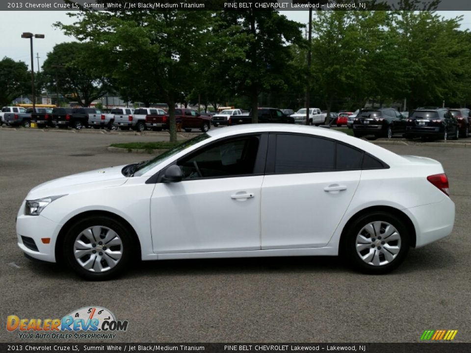 2013 Chevrolet Cruze LS Summit White / Jet Black/Medium Titanium Photo #10