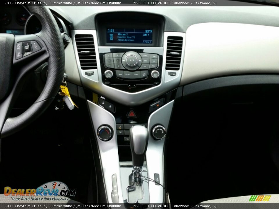2013 Chevrolet Cruze LS Summit White / Jet Black/Medium Titanium Photo #14