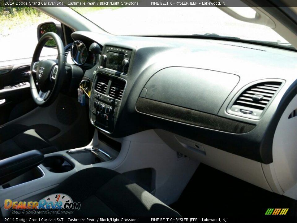 2014 Dodge Grand Caravan SXT Cashmere Pearl / Black/Light Graystone Photo #6