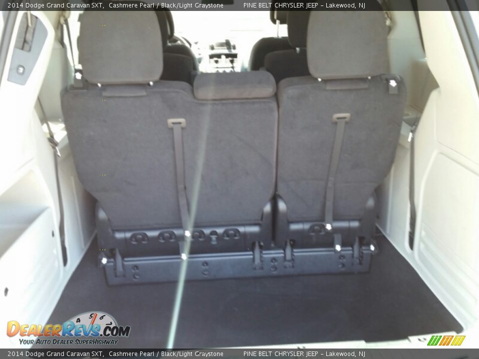 2014 Dodge Grand Caravan SXT Cashmere Pearl / Black/Light Graystone Photo #9