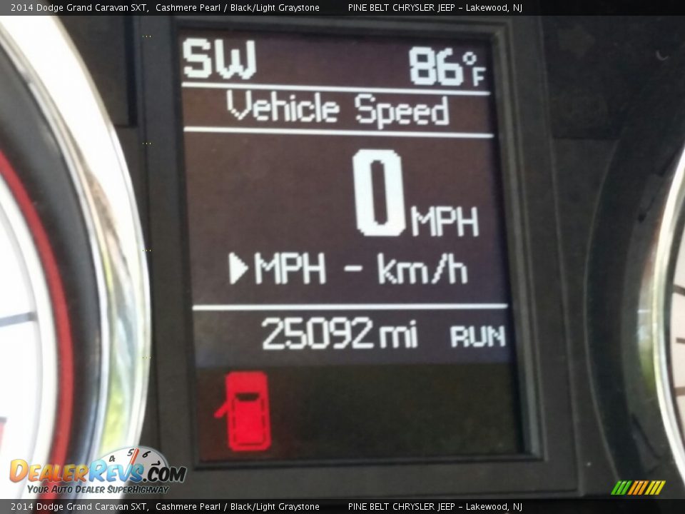 2014 Dodge Grand Caravan SXT Cashmere Pearl / Black/Light Graystone Photo #20