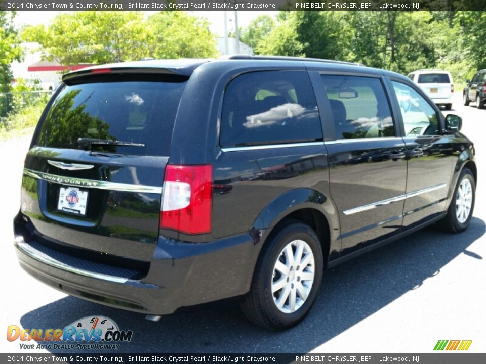 2014 Chrysler Town & Country Touring Brilliant Black Crystal Pearl / Black/Light Graystone Photo #7