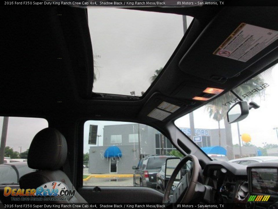 Sunroof of 2016 Ford F350 Super Duty King Ranch Crew Cab 4x4 Photo #32