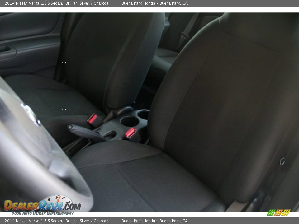 2014 Nissan Versa 1.6 S Sedan Brilliant Silver / Charcoal Photo #14