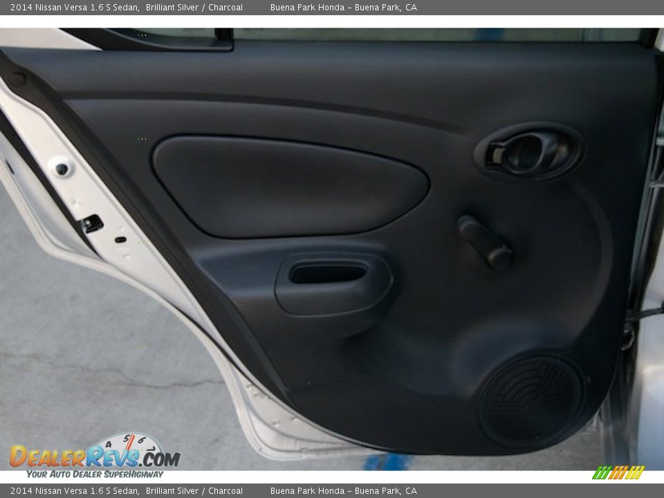 2014 Nissan Versa 1.6 S Sedan Brilliant Silver / Charcoal Photo #22