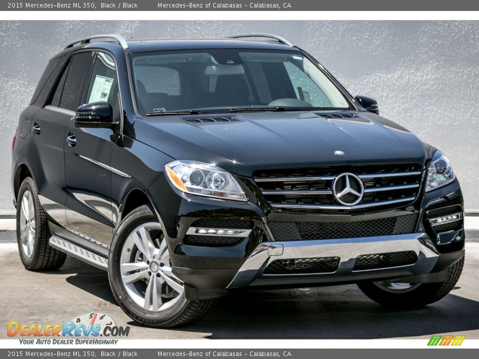 Front 3/4 View of 2015 Mercedes-Benz ML 350 Photo #14