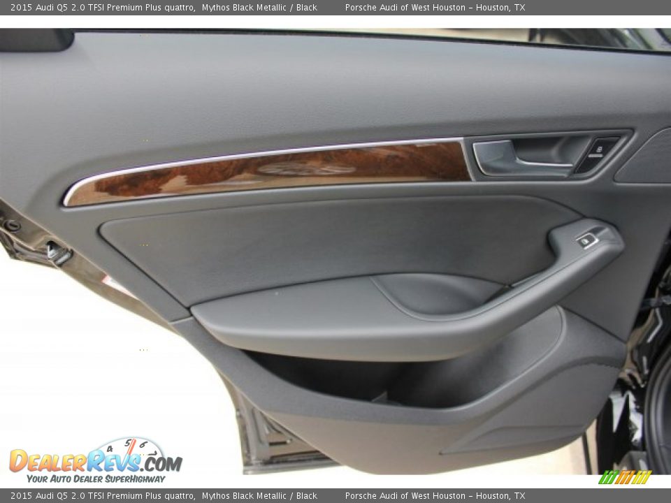 2015 Audi Q5 2.0 TFSI Premium Plus quattro Mythos Black Metallic / Black Photo #31