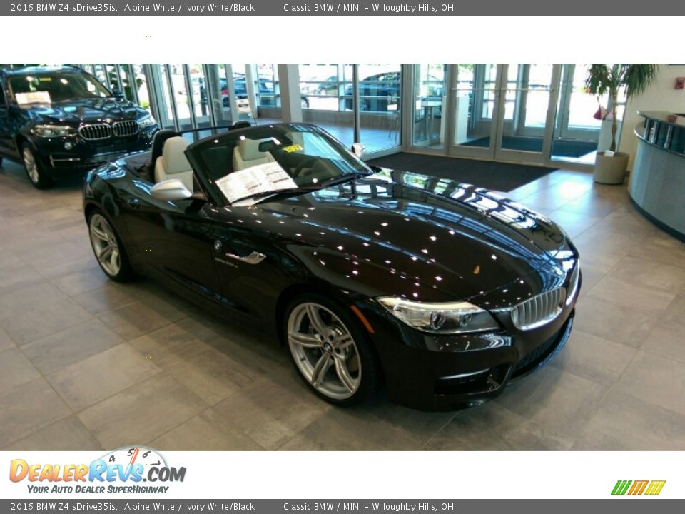 Front 3/4 View of 2016 BMW Z4 sDrive35is Photo #1
