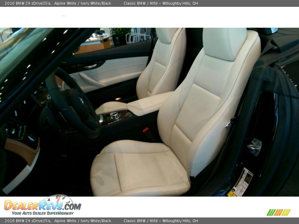 Front Seat of 2016 BMW Z4 sDrive35is Photo #5