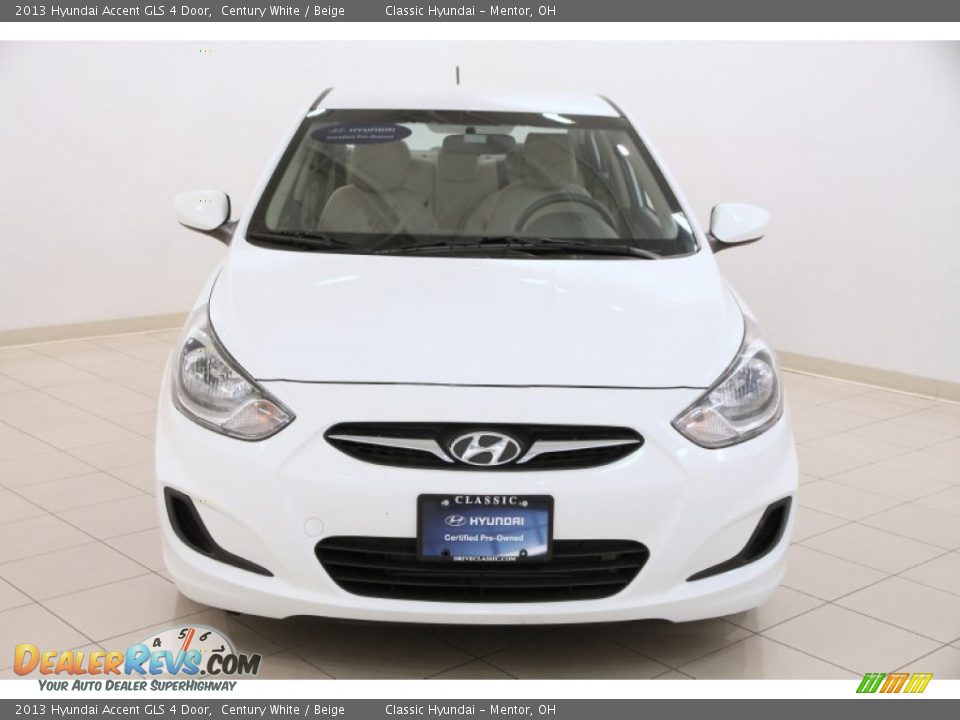2013 Hyundai Accent GLS 4 Door Century White / Beige Photo #2