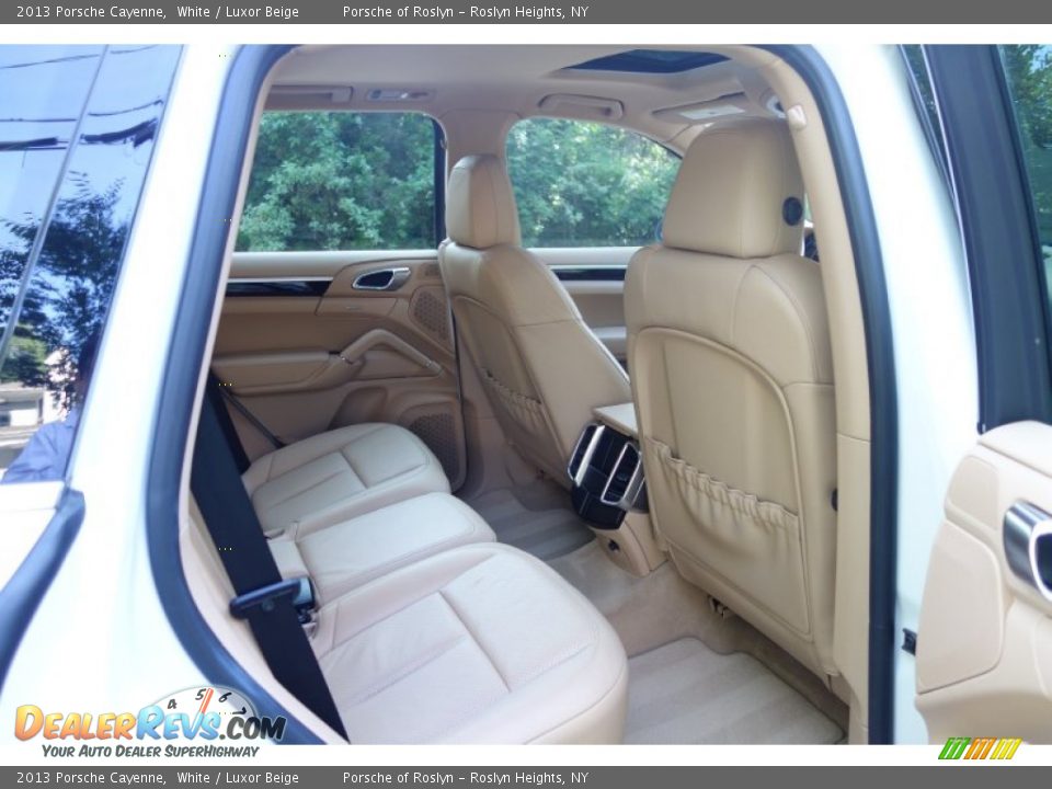 2013 Porsche Cayenne White / Luxor Beige Photo #15