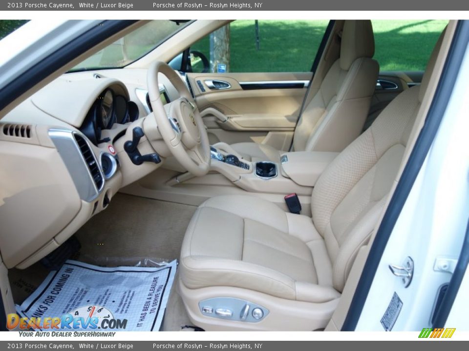 2013 Porsche Cayenne White / Luxor Beige Photo #19