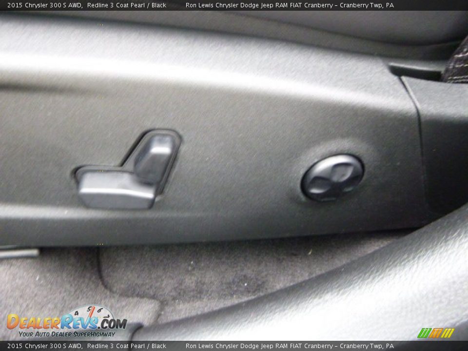 2015 Chrysler 300 S AWD Redline 3 Coat Pearl / Black Photo #16