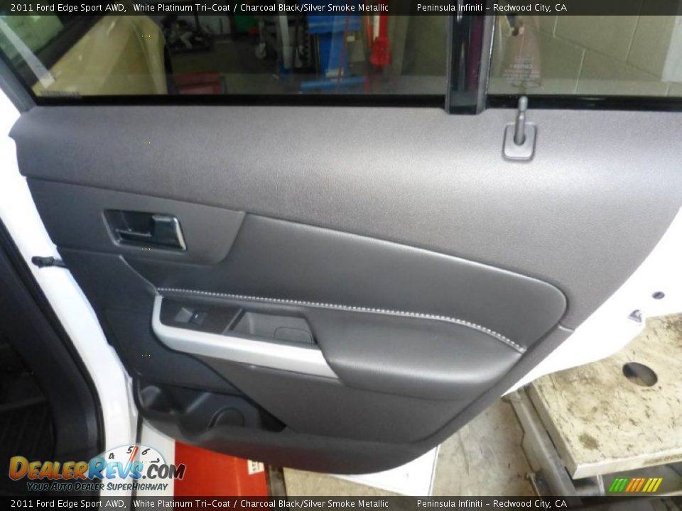 2011 Ford Edge Sport AWD White Platinum Tri-Coat / Charcoal Black/Silver Smoke Metallic Photo #17
