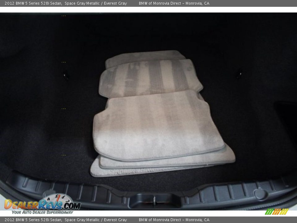 2012 BMW 5 Series 528i Sedan Space Gray Metallic / Everest Gray Photo #17