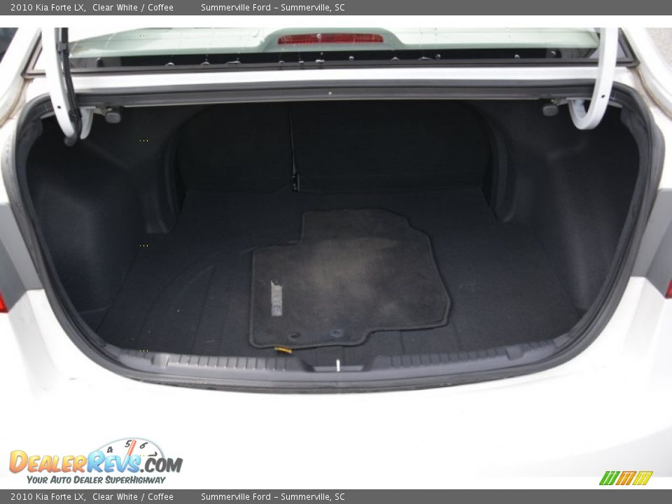 2010 Kia Forte LX Clear White / Coffee Photo #11