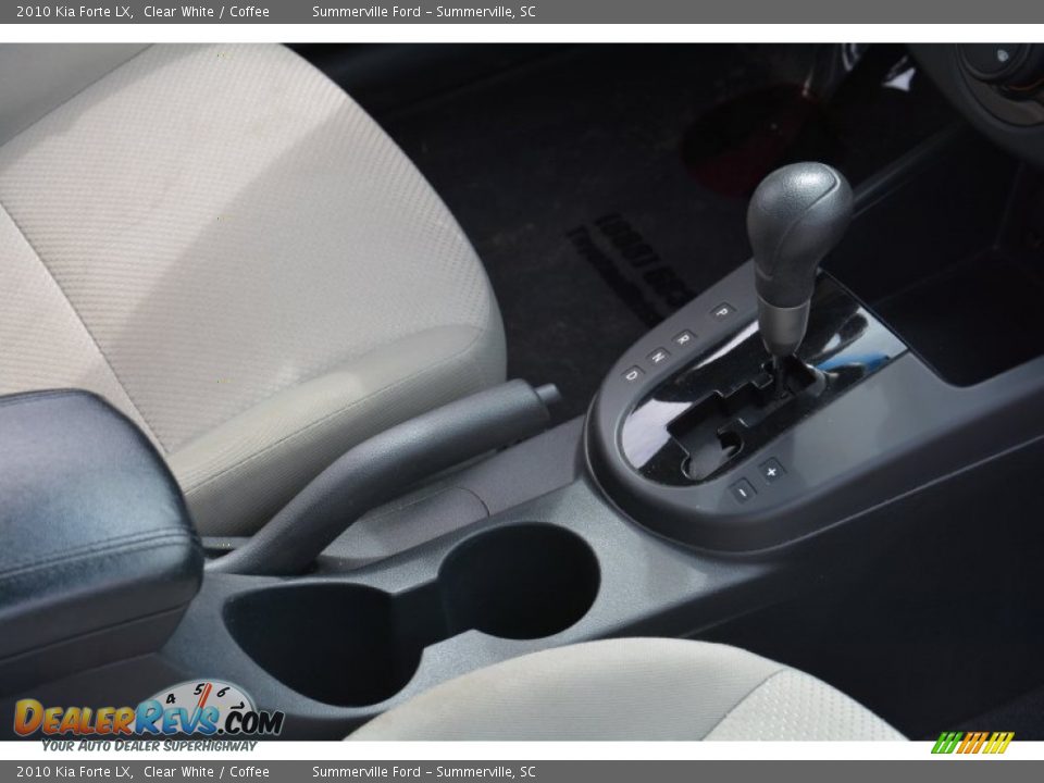 2010 Kia Forte LX Clear White / Coffee Photo #14