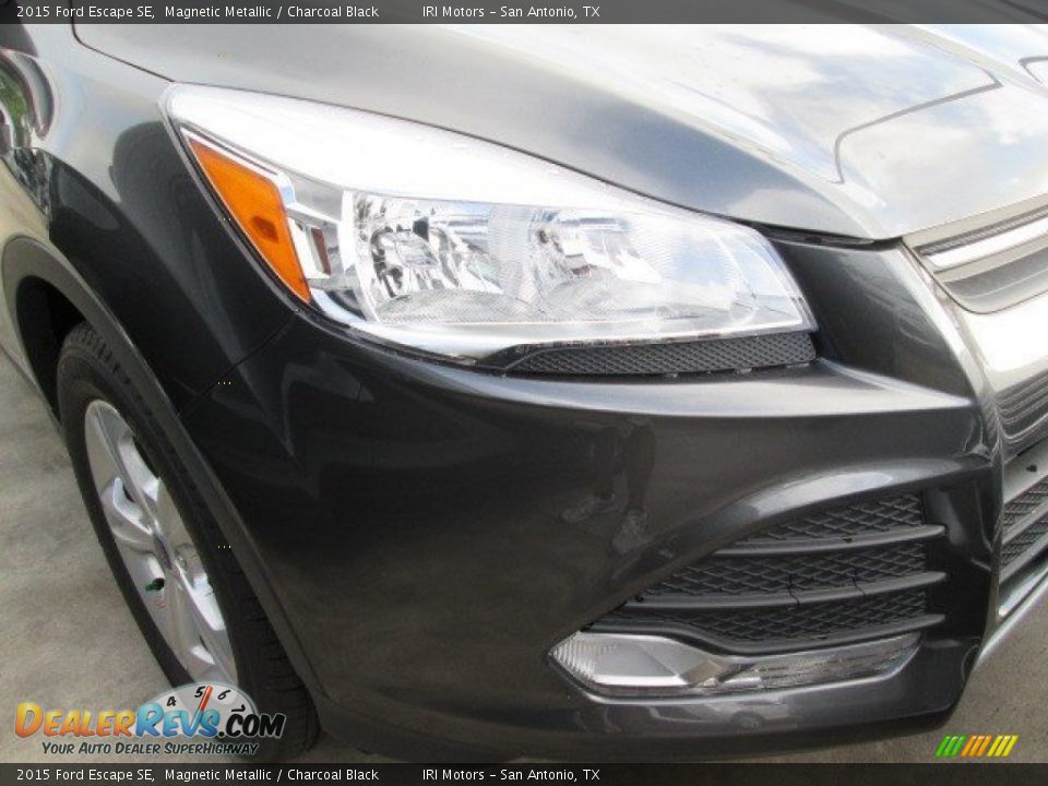 2015 Ford Escape SE Magnetic Metallic / Charcoal Black Photo #2