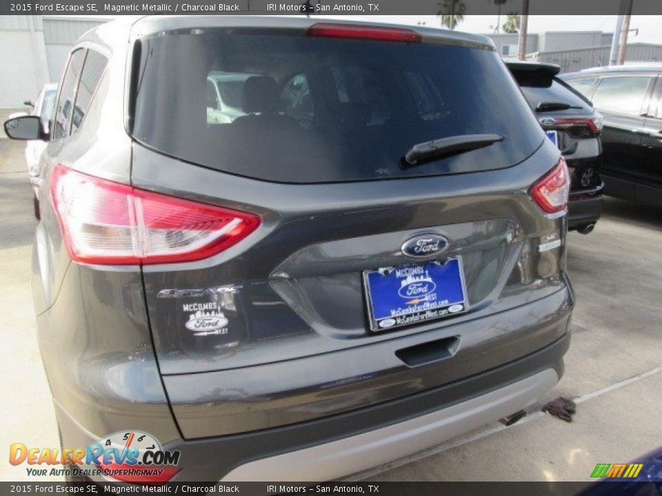 2015 Ford Escape SE Magnetic Metallic / Charcoal Black Photo #10