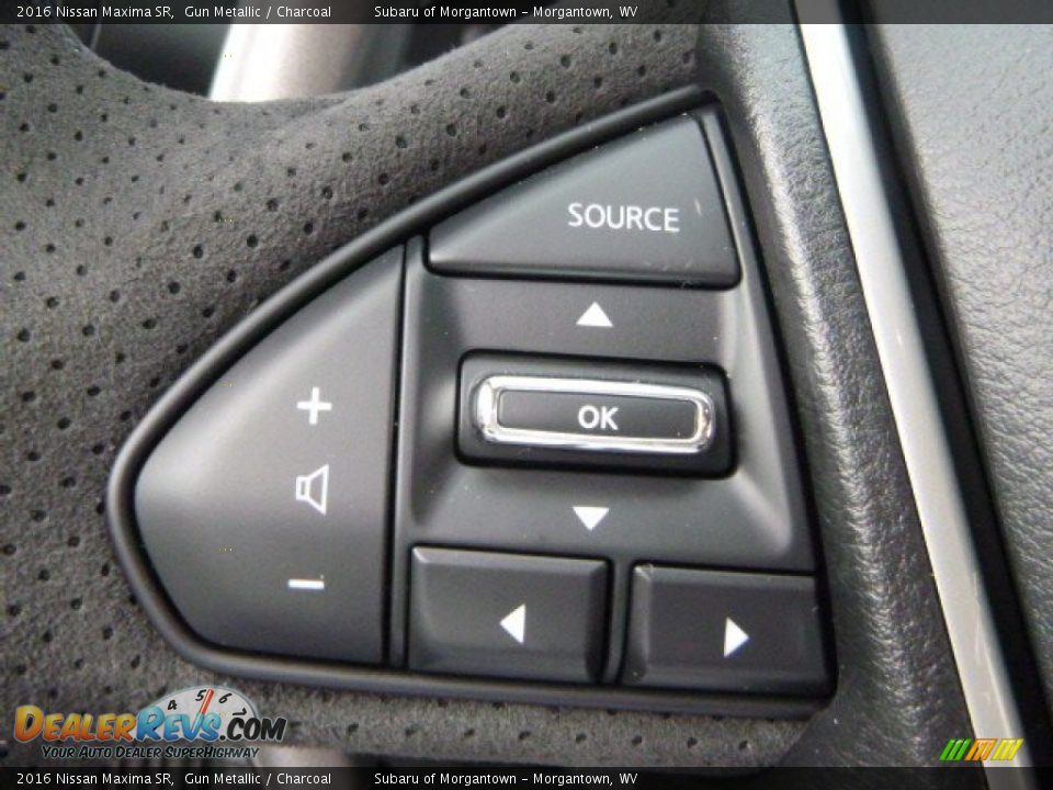 Controls of 2016 Nissan Maxima SR Photo #18