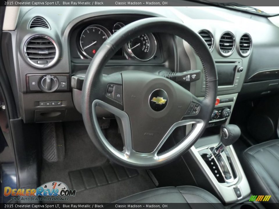 Dashboard of 2015 Chevrolet Captiva Sport LT Photo #6