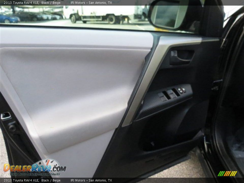 2013 Toyota RAV4 XLE Black / Beige Photo #11
