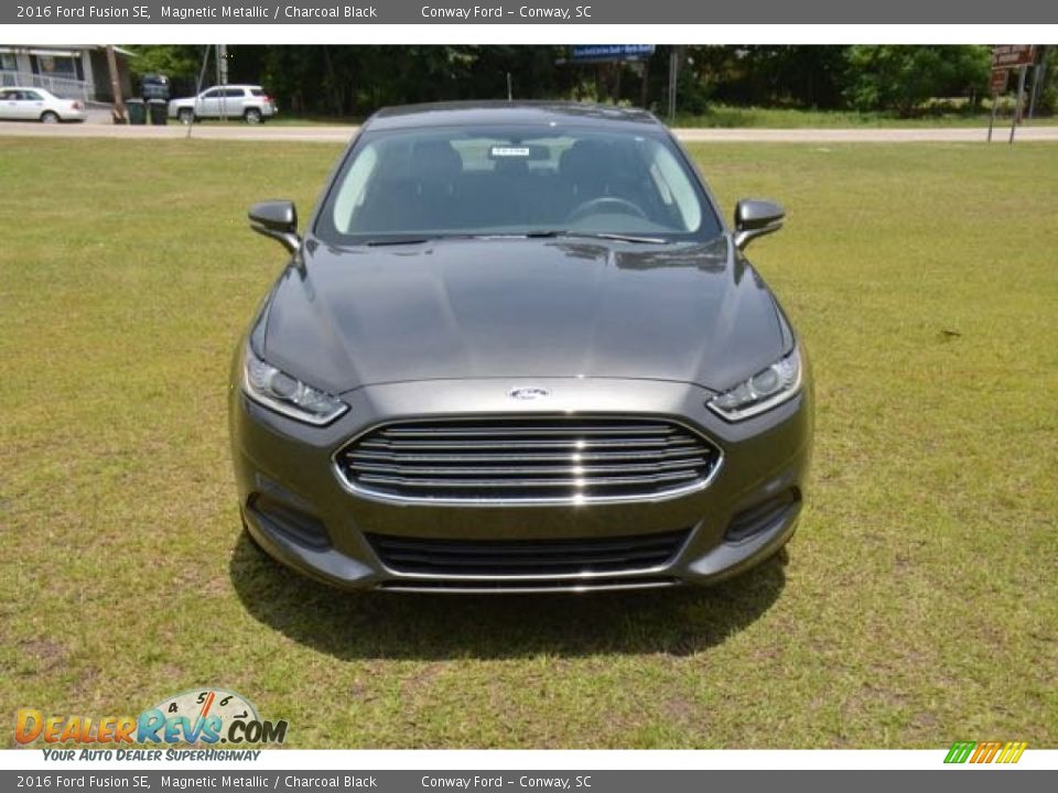 2016 Ford Fusion SE Magnetic Metallic / Charcoal Black Photo #2