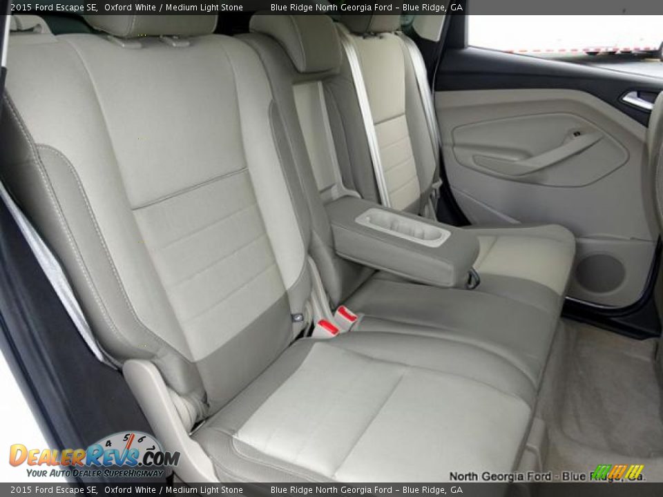 2015 Ford Escape SE Oxford White / Medium Light Stone Photo #20