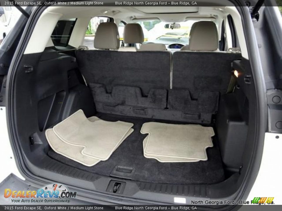 2015 Ford Escape SE Oxford White / Medium Light Stone Photo #21