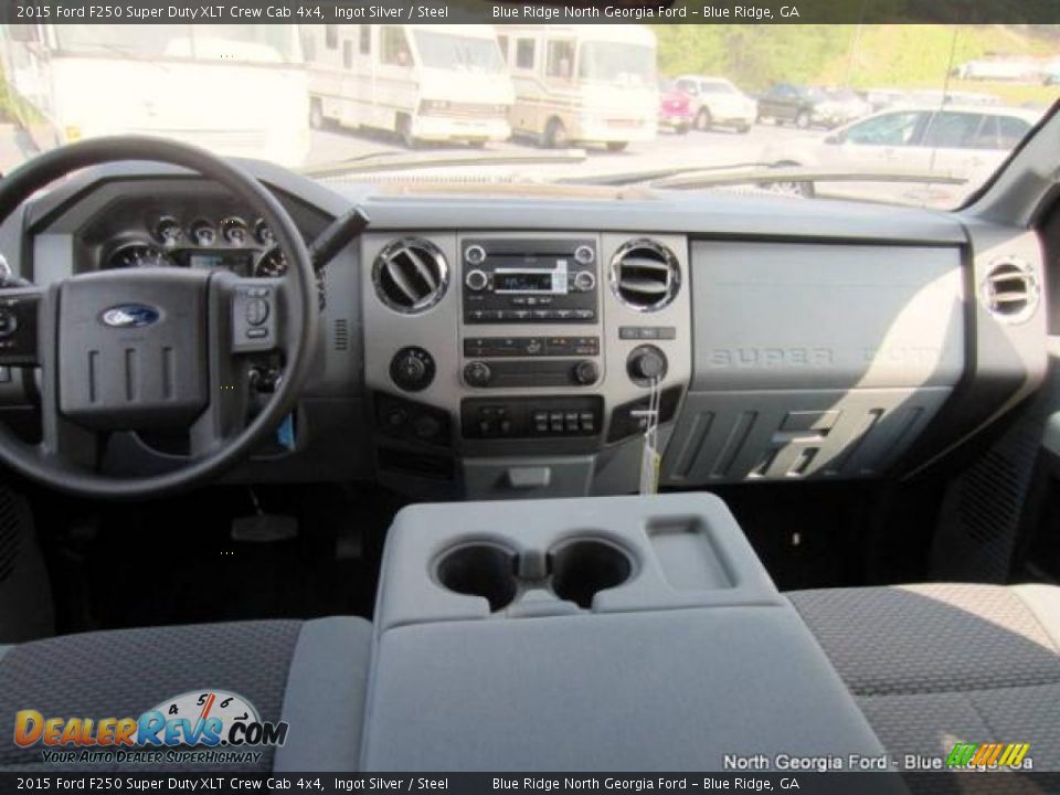 2015 Ford F250 Super Duty XLT Crew Cab 4x4 Ingot Silver / Steel Photo #17