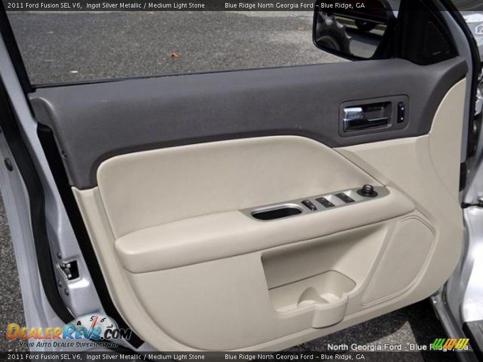 2011 Ford Fusion SEL V6 Ingot Silver Metallic / Medium Light Stone Photo #30