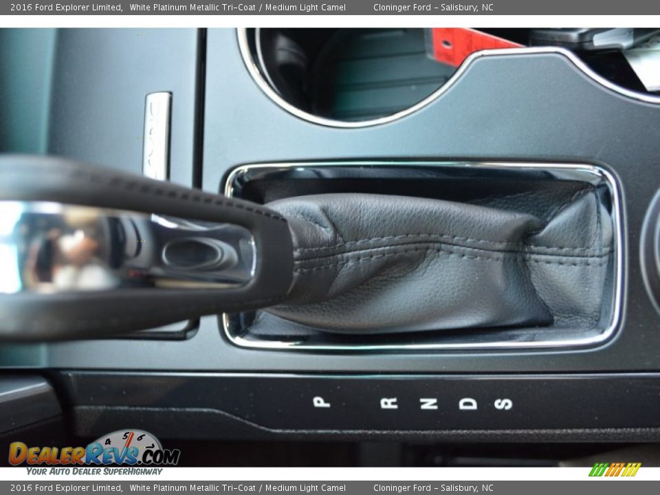 2016 Ford Explorer Limited Shifter Photo #23