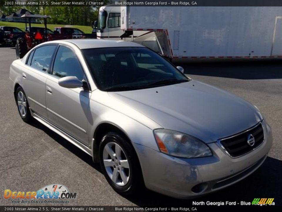 2003 Nissan Altima 2.5 S Sheer Silver Metallic / Charcoal Photo #7