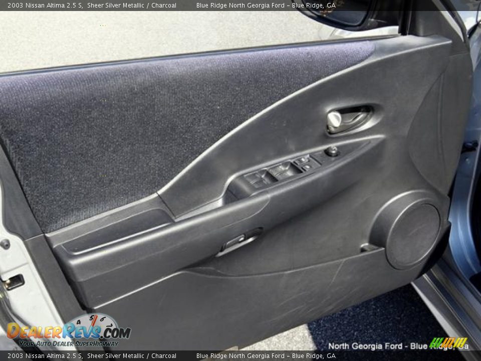 2003 Nissan Altima 2.5 S Sheer Silver Metallic / Charcoal Photo #11