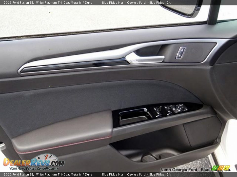 2016 Ford Fusion SE White Platinum Tri-Coat Metallic / Dune Photo #9