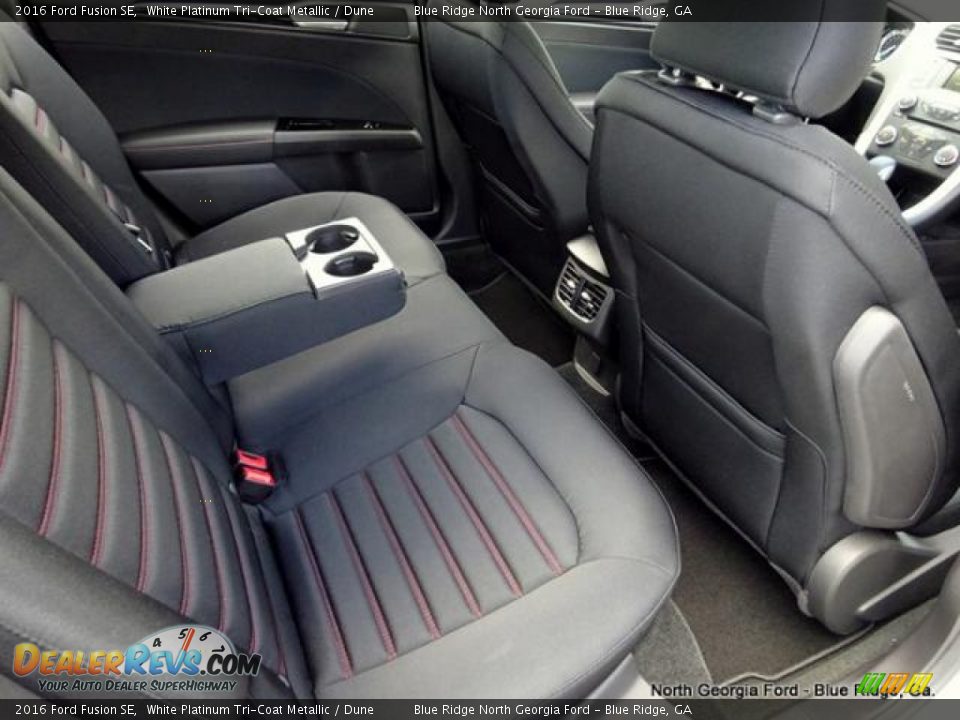 2016 Ford Fusion SE White Platinum Tri-Coat Metallic / Dune Photo #16