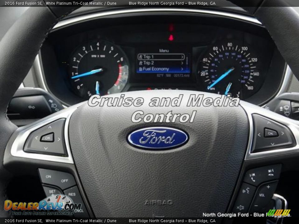 2016 Ford Fusion SE White Platinum Tri-Coat Metallic / Dune Photo #22