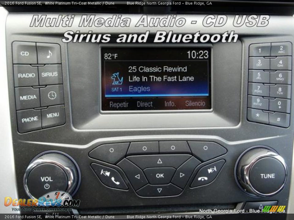 2016 Ford Fusion SE White Platinum Tri-Coat Metallic / Dune Photo #24