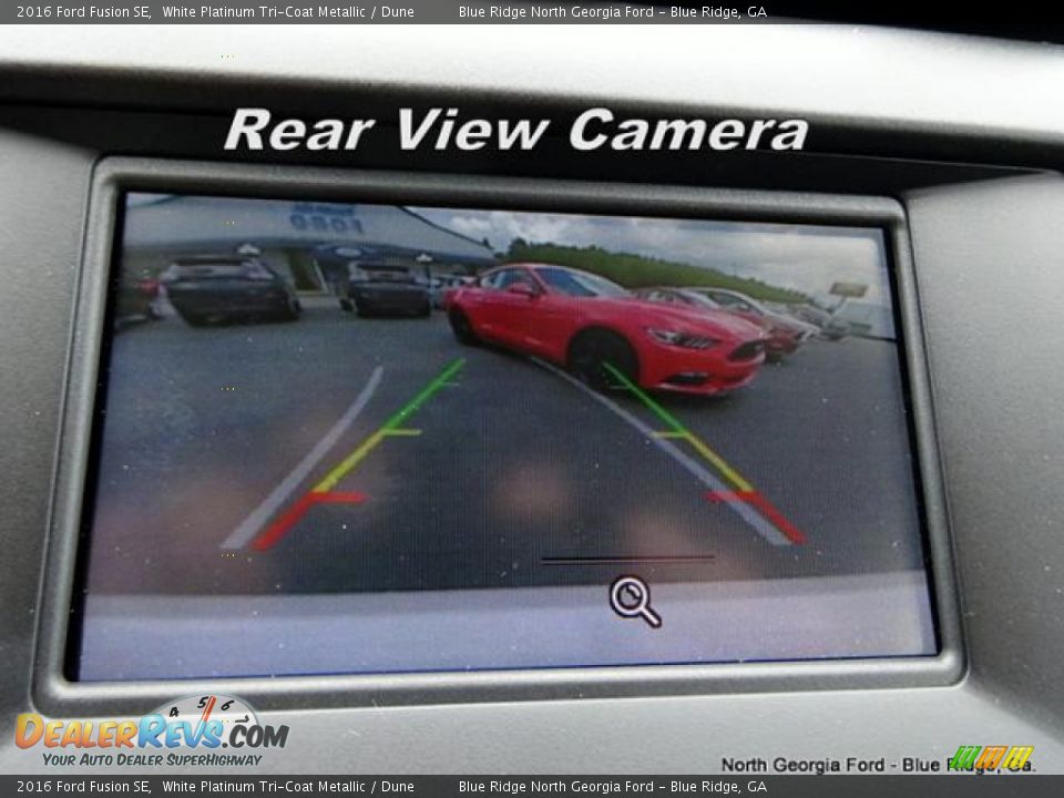 2016 Ford Fusion SE White Platinum Tri-Coat Metallic / Dune Photo #25