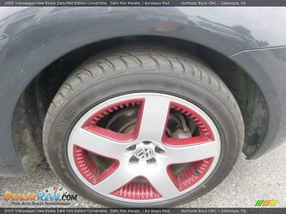 2005 Volkswagen New Beetle Dark Flint Edition Convertible Dark Flint Metallic / Bordeaux Red Photo #7
