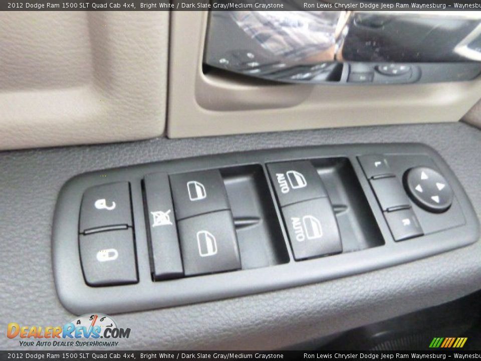 2012 Dodge Ram 1500 SLT Quad Cab 4x4 Bright White / Dark Slate Gray/Medium Graystone Photo #18