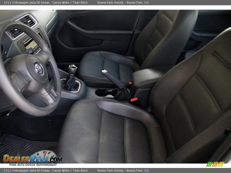 2011 Volkswagen Jetta SE Sedan Candy White / Titan Black Photo #3