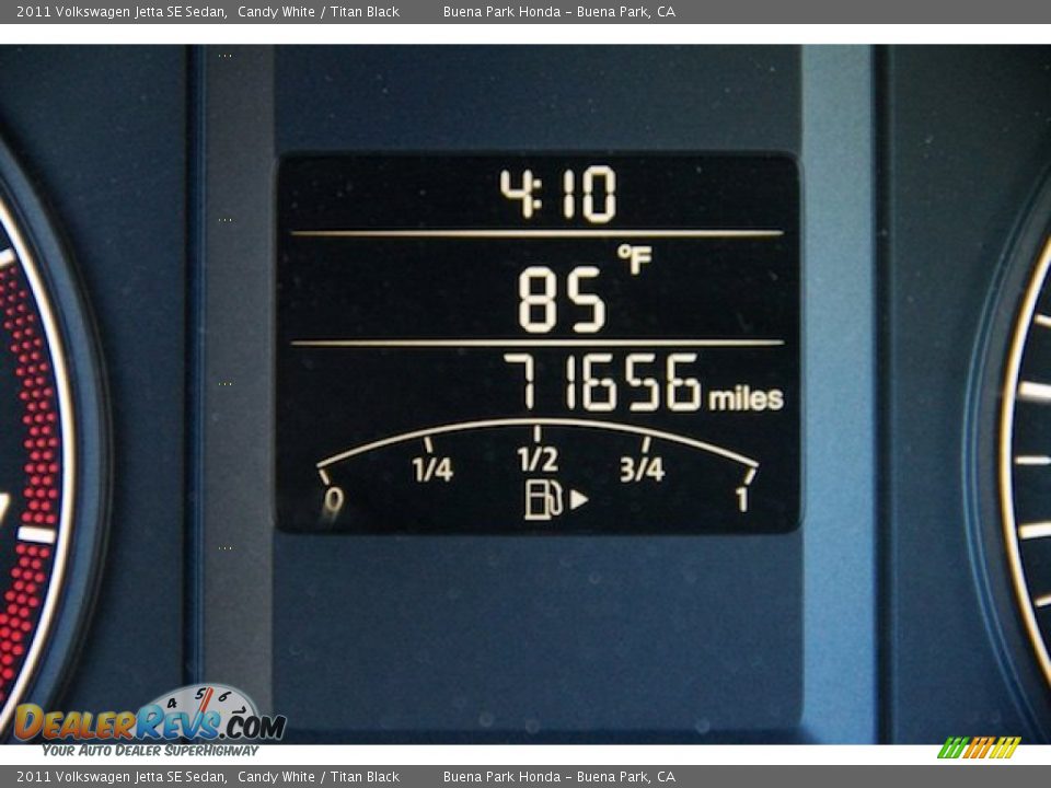2011 Volkswagen Jetta SE Sedan Candy White / Titan Black Photo #6