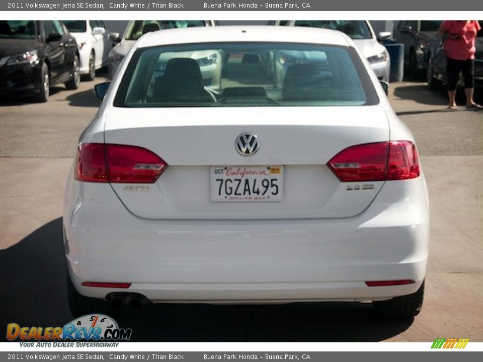 2011 Volkswagen Jetta SE Sedan Candy White / Titan Black Photo #10