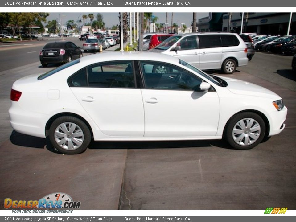 2011 Volkswagen Jetta SE Sedan Candy White / Titan Black Photo #12