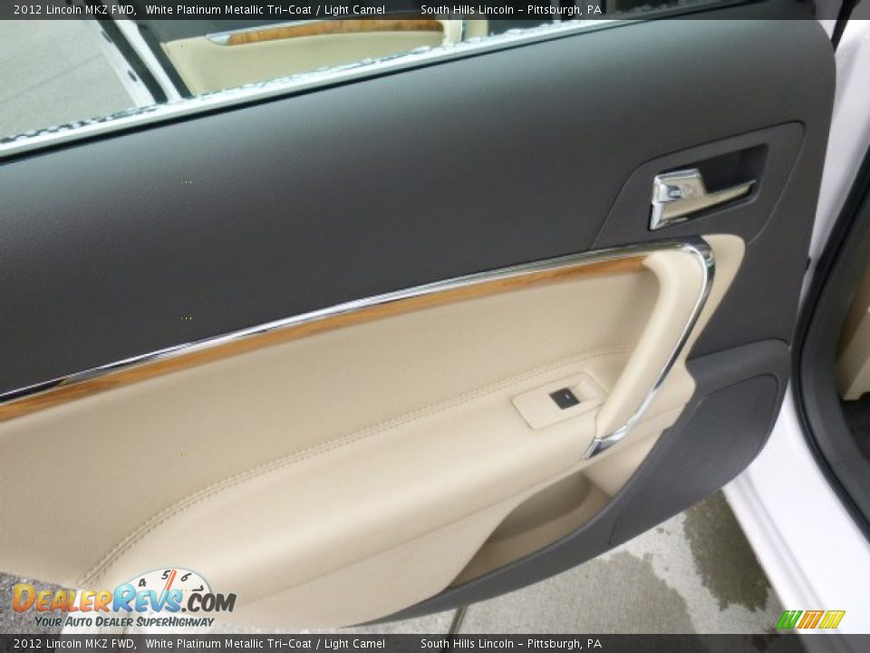 2012 Lincoln MKZ FWD White Platinum Metallic Tri-Coat / Light Camel Photo #18