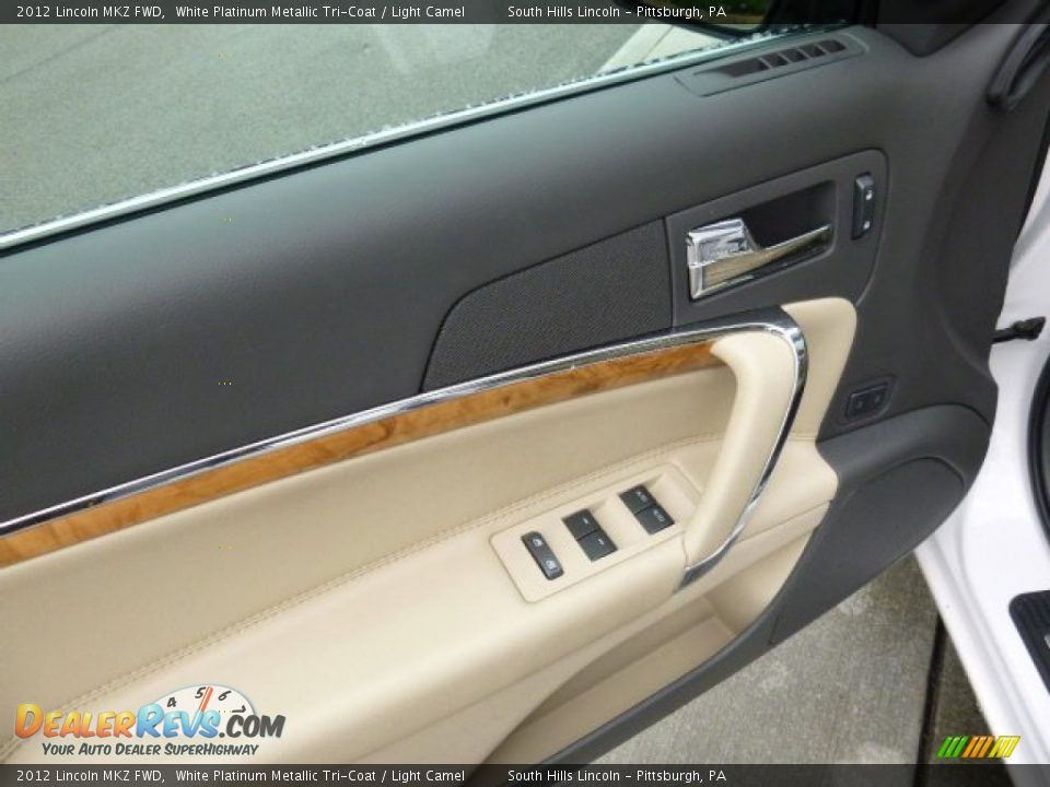 2012 Lincoln MKZ FWD White Platinum Metallic Tri-Coat / Light Camel Photo #19