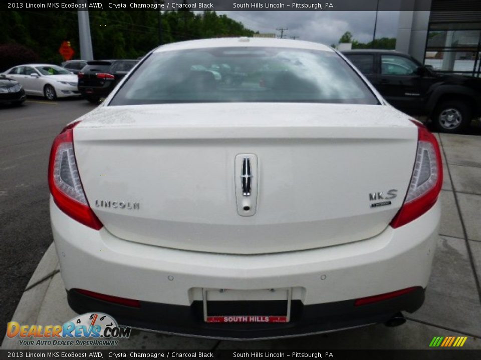 2013 Lincoln MKS EcoBoost AWD Crystal Champagne / Charcoal Black Photo #4