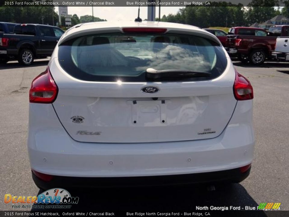 2015 Ford Focus SE Hatchback Oxford White / Charcoal Black Photo #4